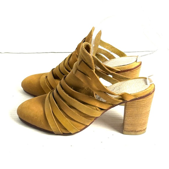 Free People Byron Suede Mules Strappy Heeled Shoes Slide On Size 37 US 7 - Picture 3 of 12